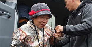 A participant in the Senior Program for Transportation Equity, Seattle