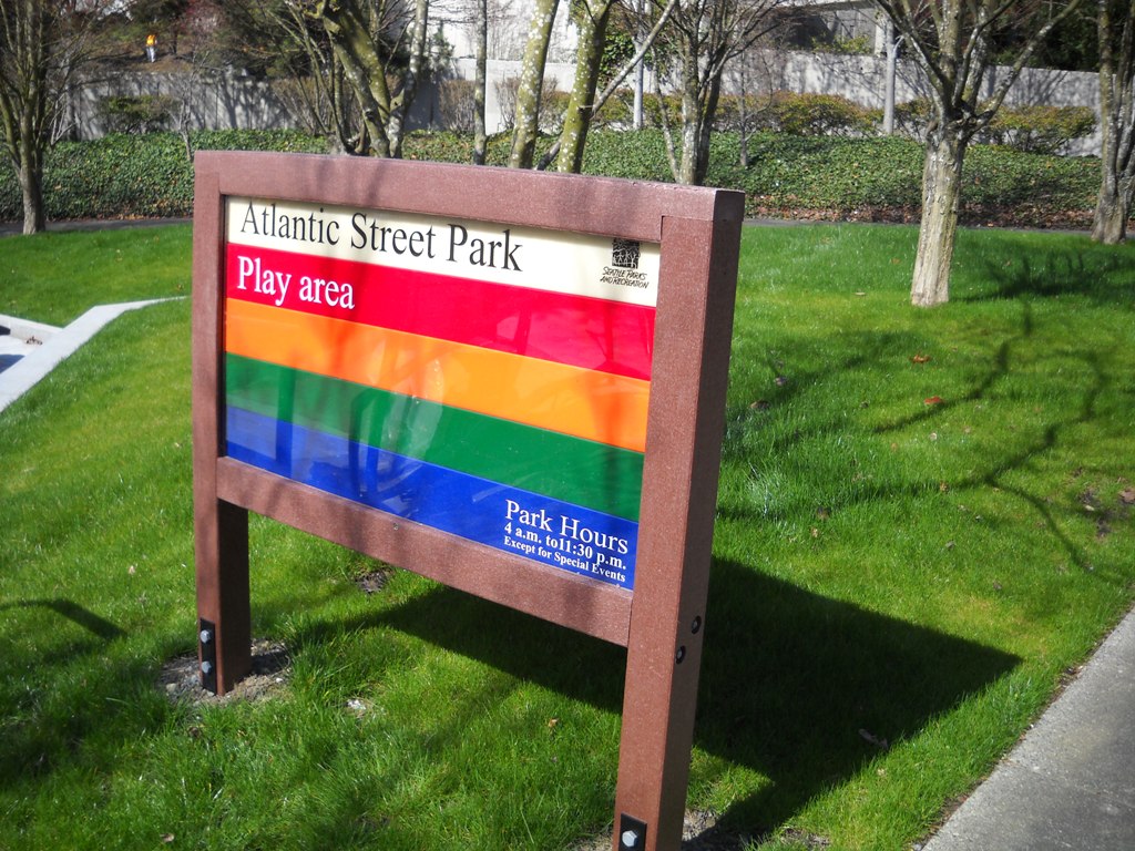 Atlantic Street Park sign