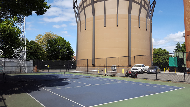 Observatory Courts tennis court with stack - Photo by Carl Bergquist
