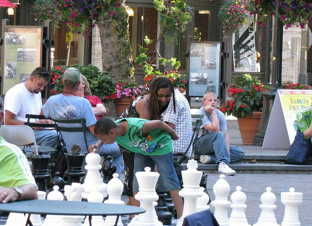 Occidental Square chess game