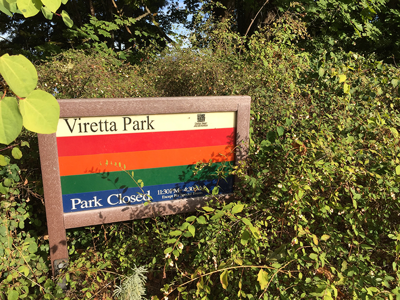 Viretta Park sign